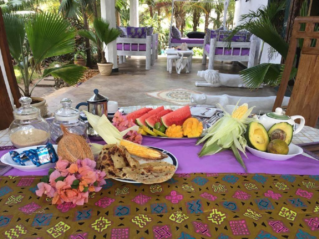 Giulia Patio House Watamu Hotel Exterior foto